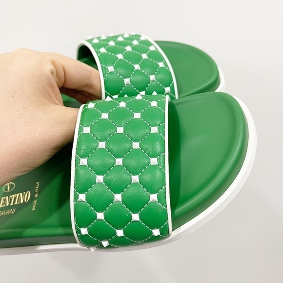 Valentino Free Rockstud Spike Slides Green Leather - Picture 8 of 9